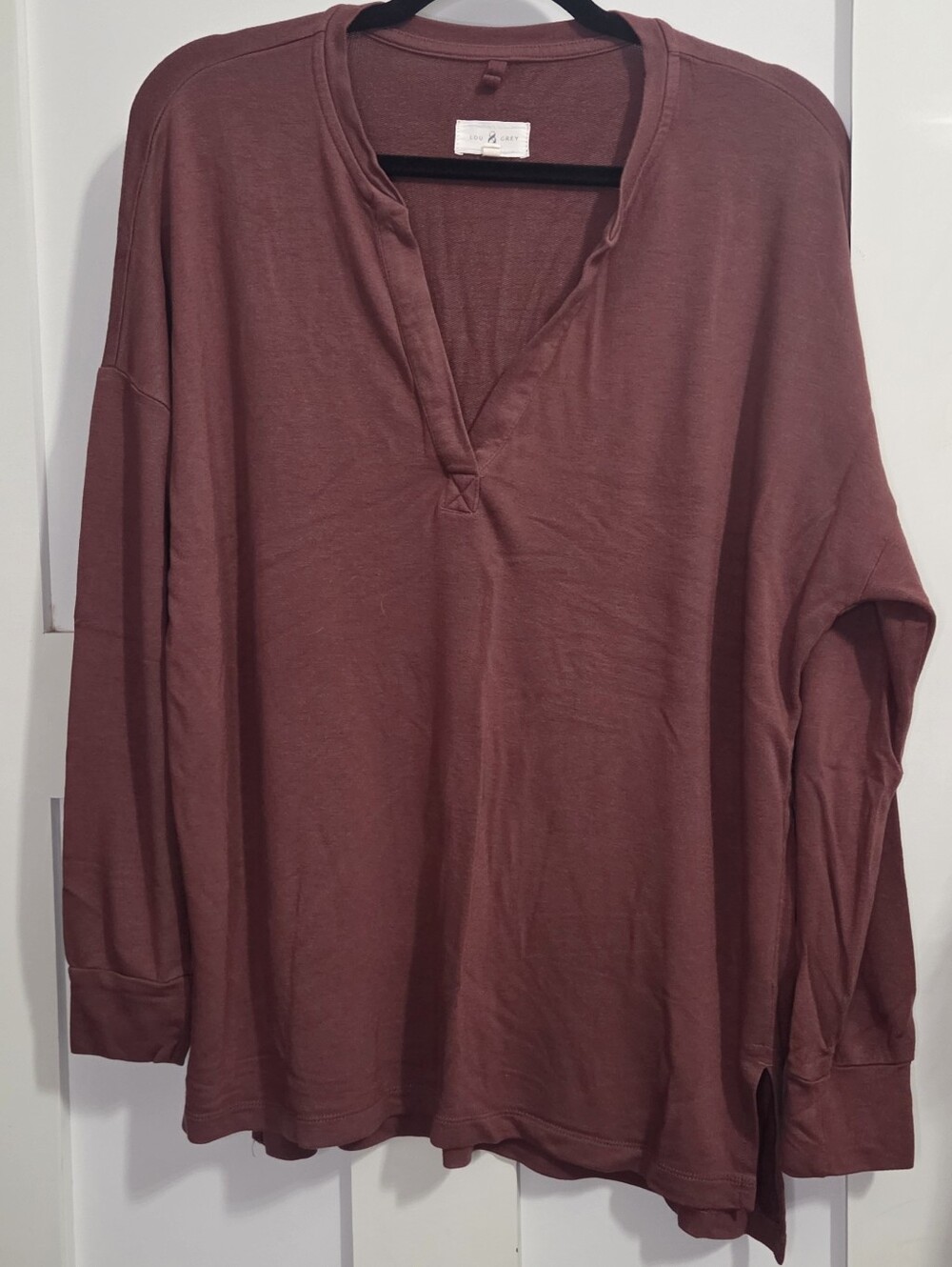 Lou & Grey - Oversized Relaxed V-Neck Long Sleeve Top - Dusty Mauve